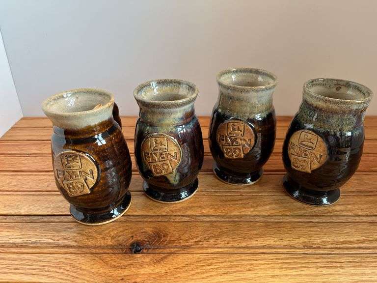 (4) 1989 John Deere Fly-In Mugs image