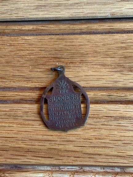 Kemp & Burpee Success Manure Spreader Charm