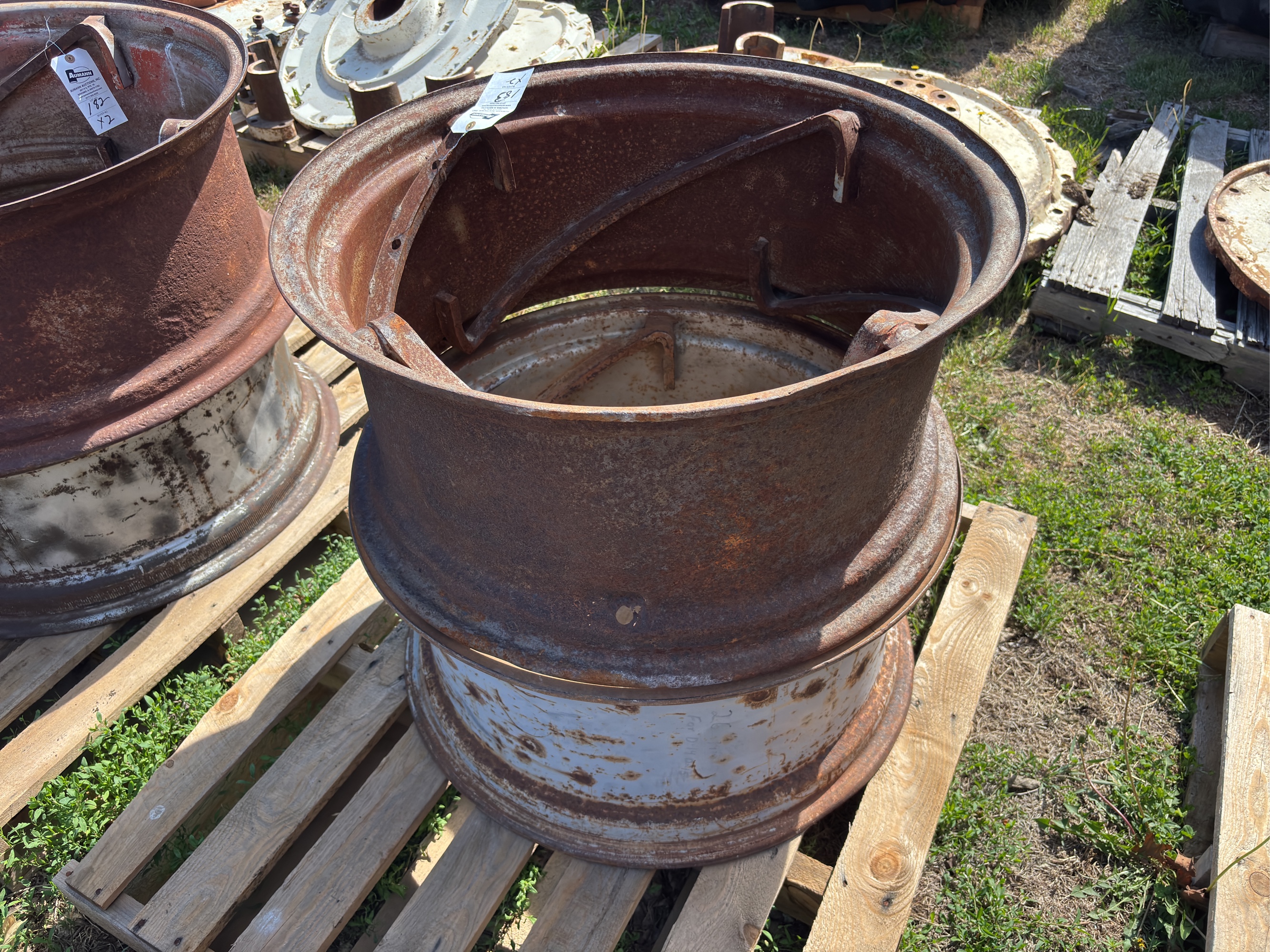 Lot image 1
