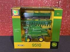 1/64 John Deere 9510 Combine NIB Ertl