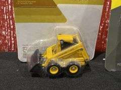 (2) 1/64 John Deere Industrial NIB Ertl