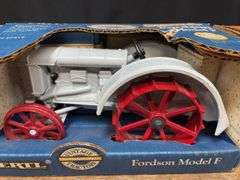 (2) 1/16 Fordson NIB Ertl