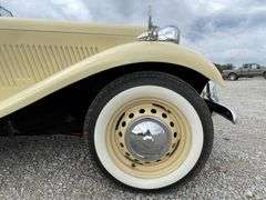 1953  MG  TD 2-Door