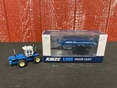 (2) 1/64 Kinze 640 Big Blue + 1305 Grain Cart SC