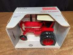 1/16 IH Hydro 100 NIB Ertl