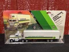 1/64 John Deere Parts Express Semi NIB Ertl