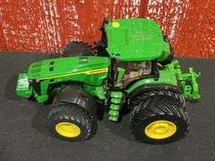 1/32 John Deere 8R 410 2021 Farm Show NIB Ertl