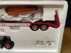 1/34 IH Lowboy NIB 1st Gear