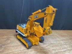 Caterpillar 225 Excavator RC