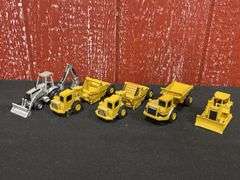 (5) Caterpillar Equipment