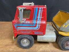 (2) Semi + IH Hough Payloader Ertl