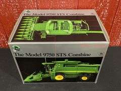 1/32 John Deere 9750 STS Combine Precision NIB Ertl