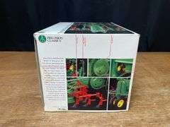 1/16 John Deere A w/Cultivators Precision NIB Ertl
