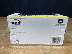1/16 John Deere 140 L&G Patio Yellow NIB Ertl