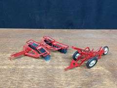 (2) 1/16 IH McCormick Disk + Plow Eska