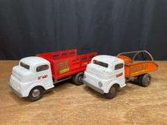 (2) Structo Trucks