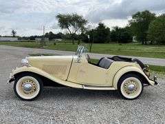 1953  MG  TD 2-Door