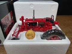 1/16 Farmall F-20 Precision NIB Ertl