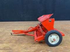 (2) 1/16 Tru Scale Elevator + Grain Drill Carter