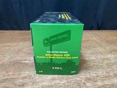 1/16 John Deere 420 Crawler Collector NIB Ertl
