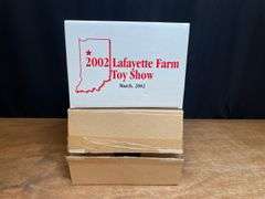 1/16 Farmall 450 Brass Tacks Demonstrator 2002 Lafayette NIB SC