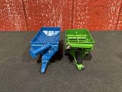 (2) 1/64 Kinze + Frontier Grain Carts