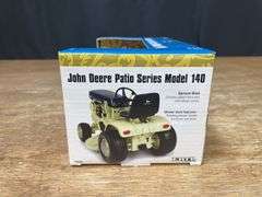 1/16 John Deere 140 L&G Patio Blue NIB Ertl