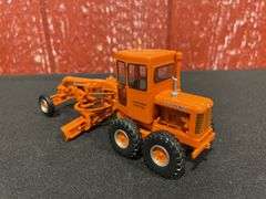 1/50 AC 45 Grader 2008 NTTC NIB 1st Gear