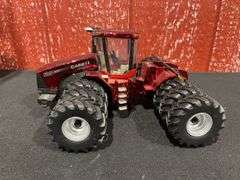 1/32 Case-IH Steiger 535 2010 Farm Show Red Chrome NIB Ertl