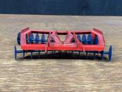 (2) 1/16 IH McCormick Disks Eska