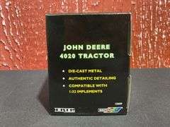 (2) 1/32 John Deere 4020 NIB Ertl
