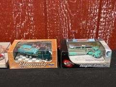 (4) Hotwheels Trucks