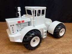 1/16 Big Bud HN250 Trumm