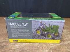 1/16 John Deere LA w/Cultivator NIB SC