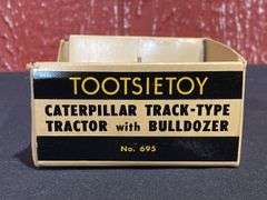 1/50 Caterpillar D7 Crawler Tootsietoy