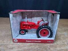 1/16 Farmall Super C NIB Ertl