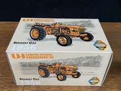 1/16 Renault D22 NIB UH