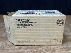 1/16 Ford 110 Collector NIB Ertl
