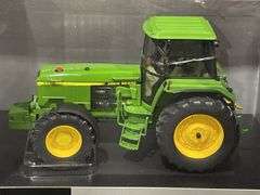 1/32 John Deere 4955 NIB Schuco