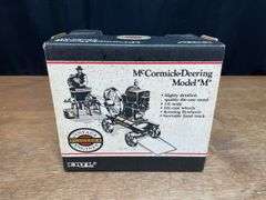 1/6 McCormick-Deering Model M Engine NIB Ertl