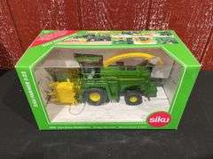 1/32 John Deere 7500 Forage Harvester NIB Siku
