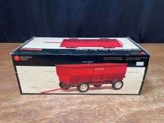 1/16 McCormick Flare Box Wagon Precision NIB Ertl