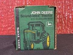 (3) 1/32 John Deere Tractors Ertl
