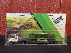 (2) 1/64 John Deere Semis NIB Ertl