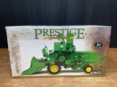1/16 John Deere 45 Combine Prestige NIB Ertl
