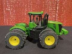 1/32 John Deere 9510R 2012 Farm Show NIB Ertl