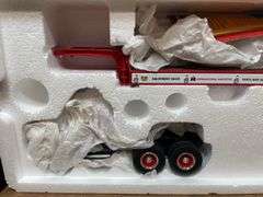 1/34 IH Lowboy NIB 1st Gear