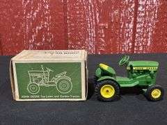 1/16 John Deere 110 L&G NIB Ertl