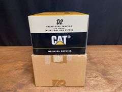 1/16 Caterpillar D2 w/Ripper NIB SC