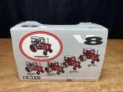 1/16 IH 1468 NIB Ertl